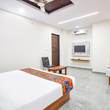 Fabhotel Platinum Palace - Nr Magadi Main Road Bangalore Buitenkant foto