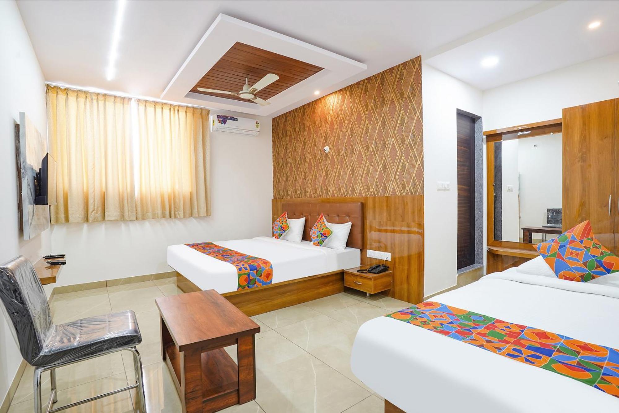 Fabhotel Platinum Palace - Nr Magadi Main Road Bangalore Buitenkant foto