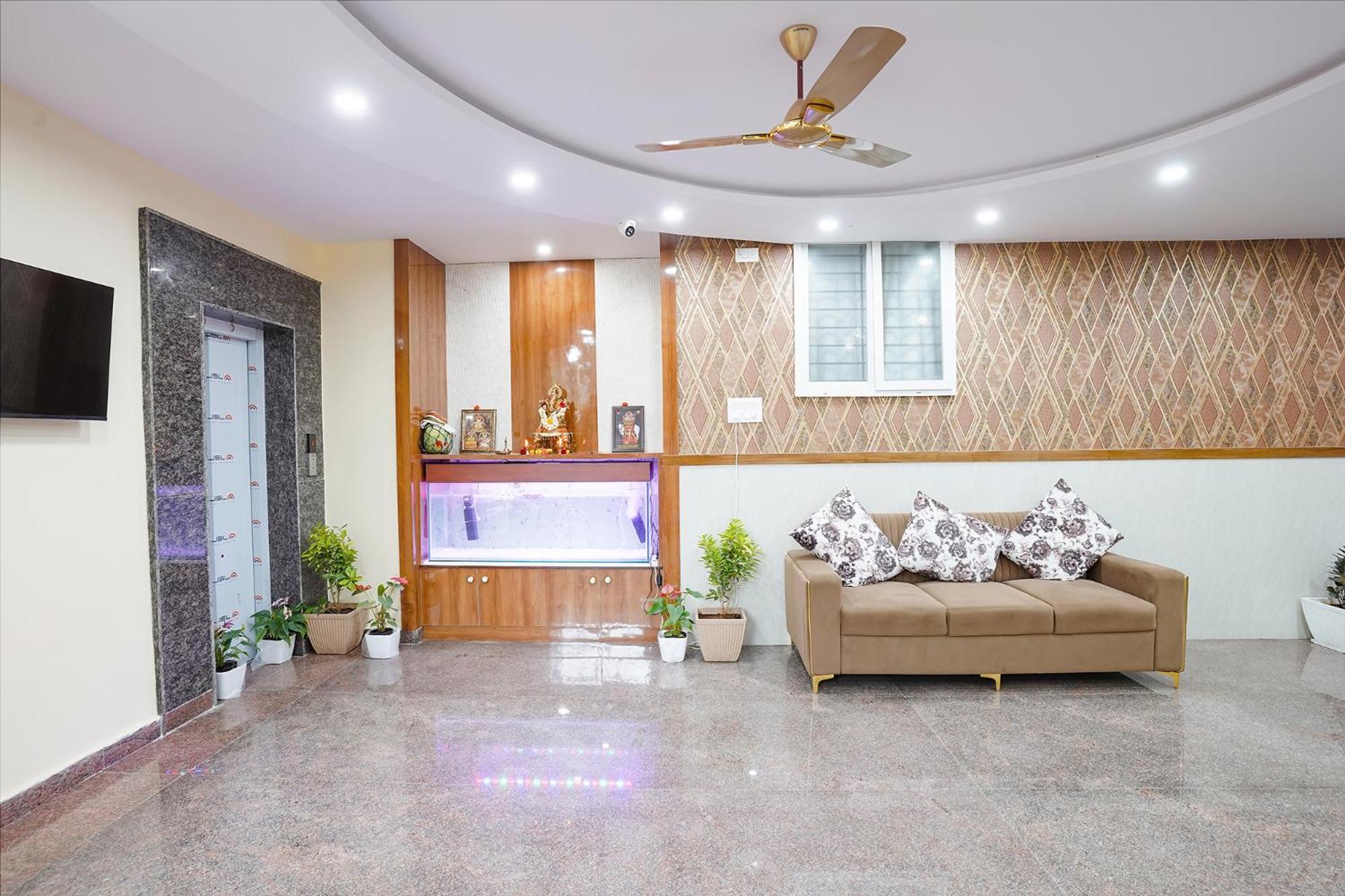 Fabhotel Platinum Palace - Nr Magadi Main Road Bangalore Buitenkant foto