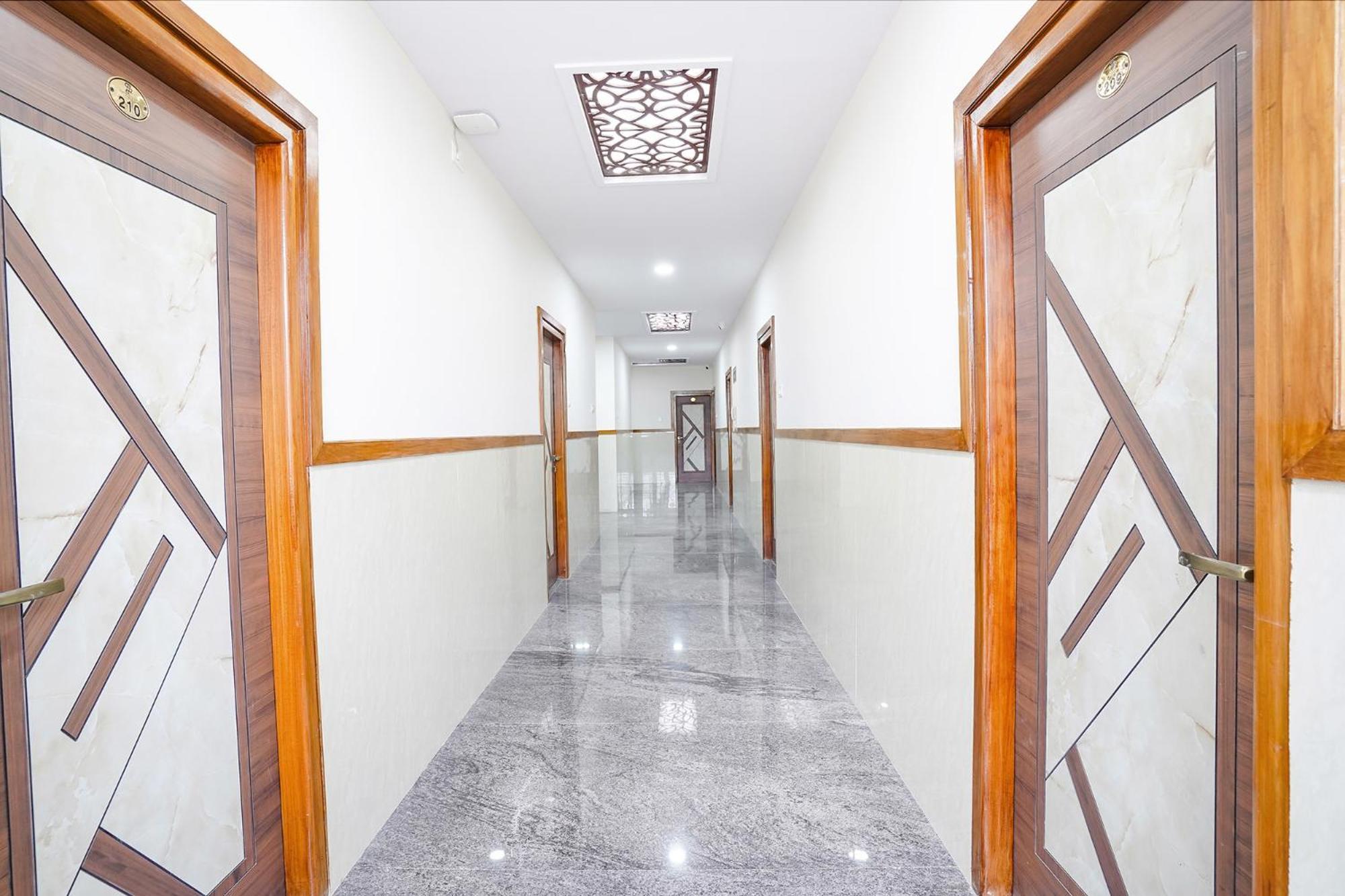 Fabhotel Platinum Palace - Nr Magadi Main Road Bangalore Buitenkant foto